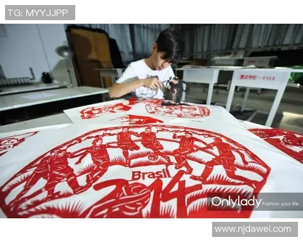 精彩足球明星剪纸艺术作品欣赏与创作技巧分享